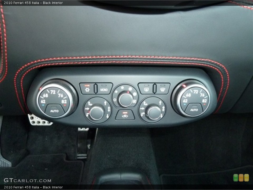 Black Interior Controls for the 2010 Ferrari 458 Italia #53174137