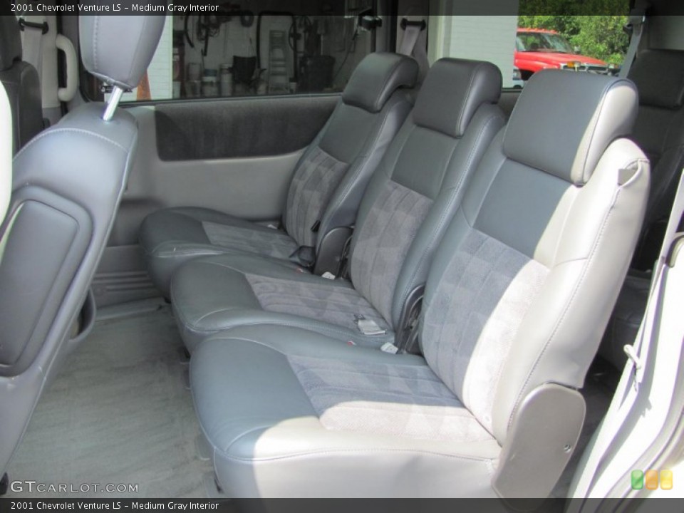 Medium Gray Interior Photo for the 2001 Chevrolet Venture LS #53183813