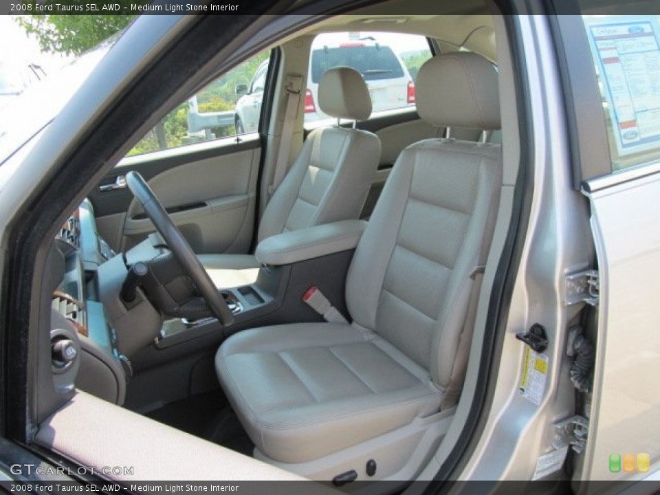 Medium Light Stone Interior Photo for the 2008 Ford Taurus SEL AWD #53186498
