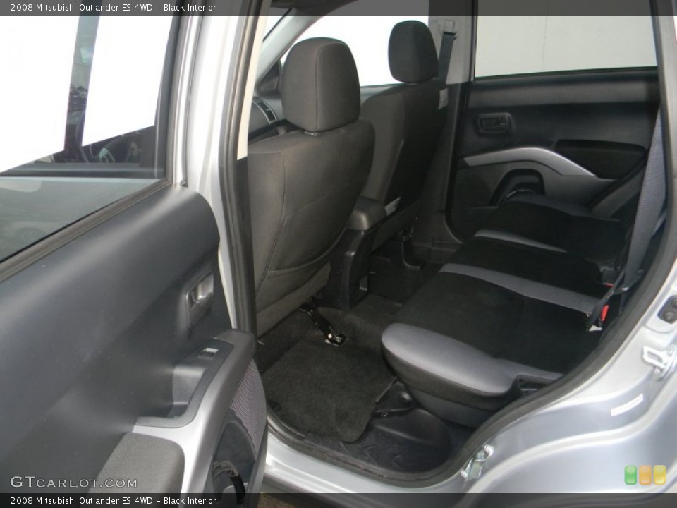 Black Interior Photo for the 2008 Mitsubishi Outlander ES 4WD #53187833