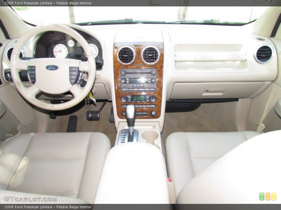 Pebble Beige Interior Dashboard for the 2006 Ford Freestyle Limited #53208323