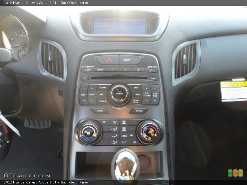 Black Cloth Interior Controls for the 2012 Hyundai Genesis Coupe 2.0T #53214098