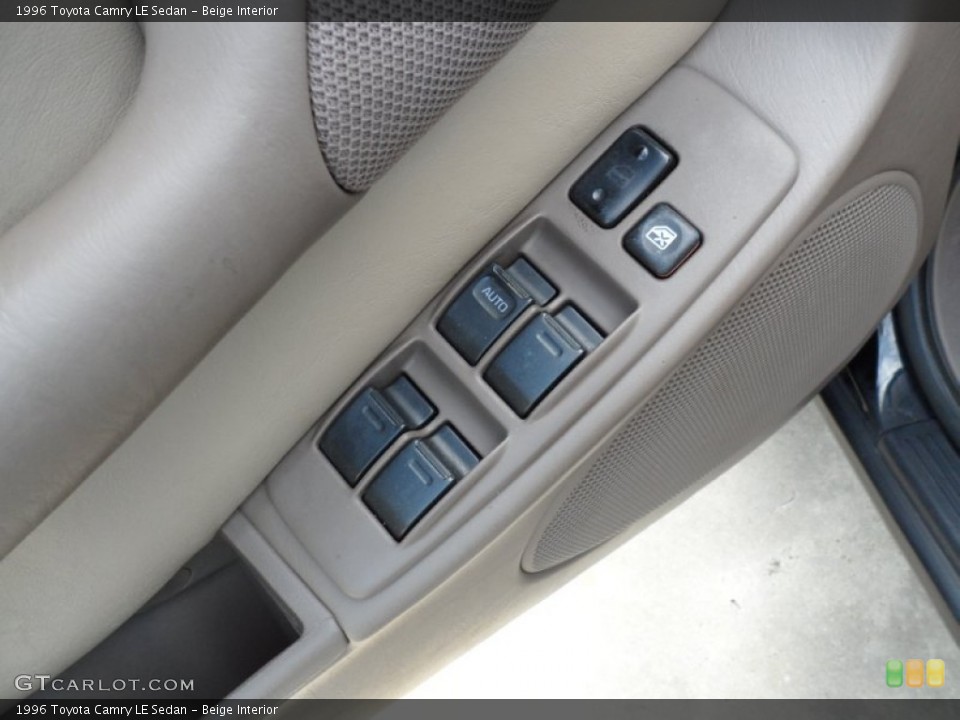Beige Interior Controls for the 1996 Toyota Camry LE Sedan #53222651