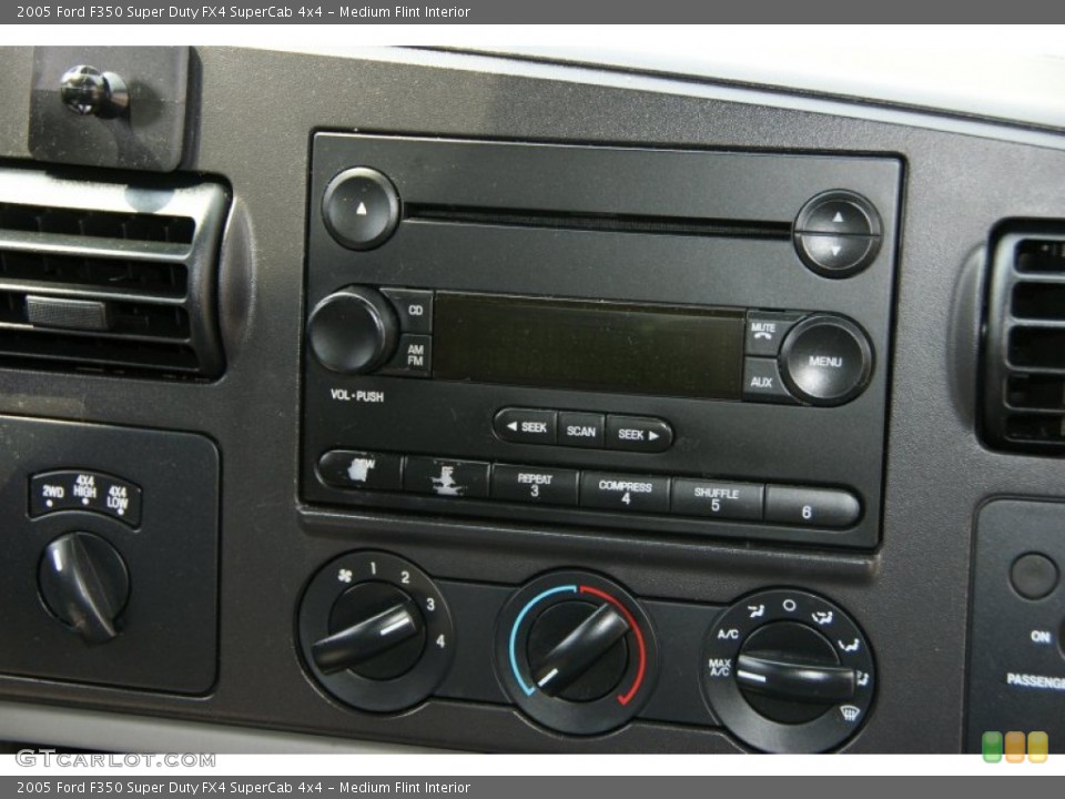Medium Flint Interior Controls for the 2005 Ford F350 Super Duty FX4 SuperCab 4x4 #53232021