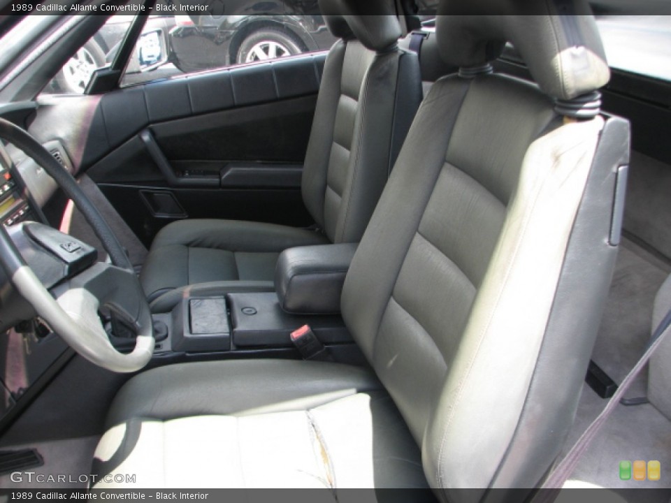 Black Interior Photo for the 1989 Cadillac Allante Convertible #53235375