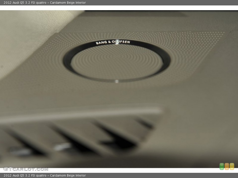 Cardamom Beige Interior Audio System for the 2012 Audi Q5 3.2 FSI quattro #53241978