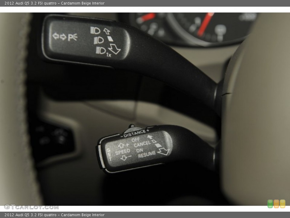 Cardamom Beige Interior Controls for the 2012 Audi Q5 3.2 FSI quattro #53242089