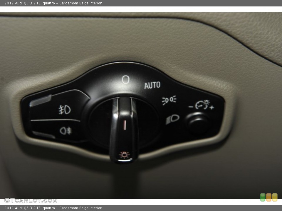 Cardamom Beige Interior Controls for the 2012 Audi Q5 3.2 FSI quattro #53242095