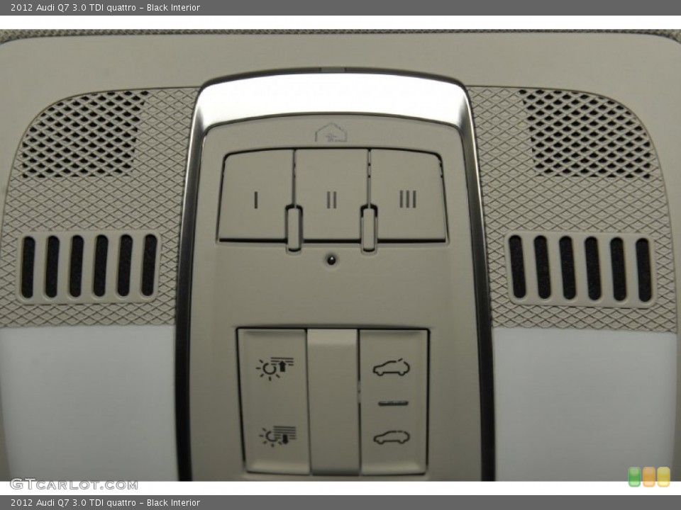 Black Interior Controls for the 2012 Audi Q7 3.0 TDI quattro #53242326