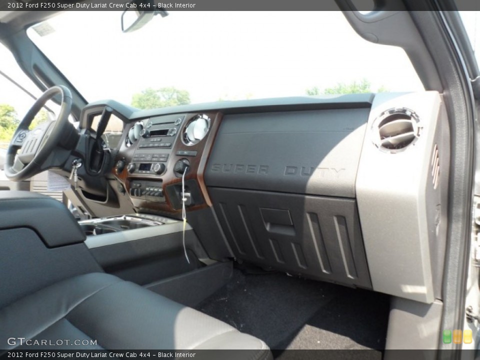 Black Interior Photo for the 2012 Ford F250 Super Duty Lariat Crew Cab 4x4 #53248873