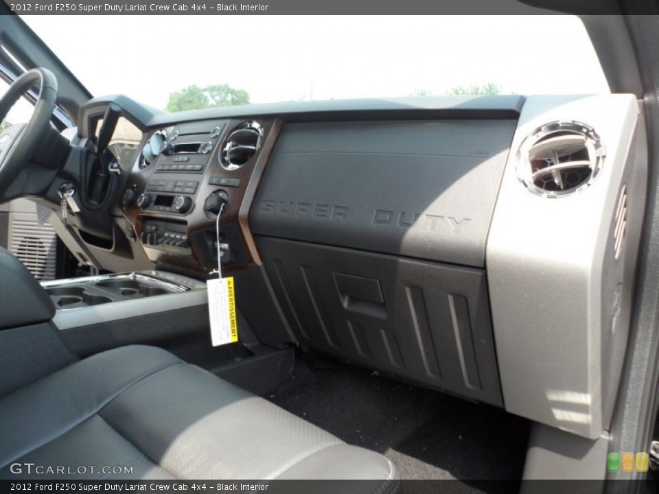 Black Interior Photo for the 2012 Ford F250 Super Duty Lariat Crew Cab 4x4 #53249527