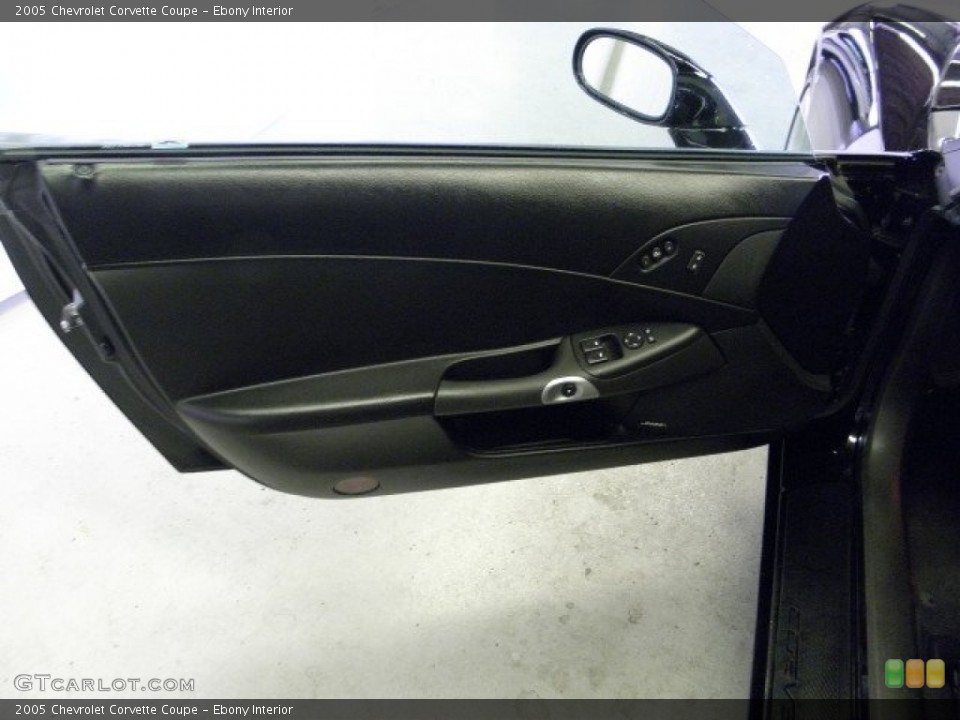 Ebony Interior Door Panel for the 2005 Chevrolet Corvette Coupe #53252749