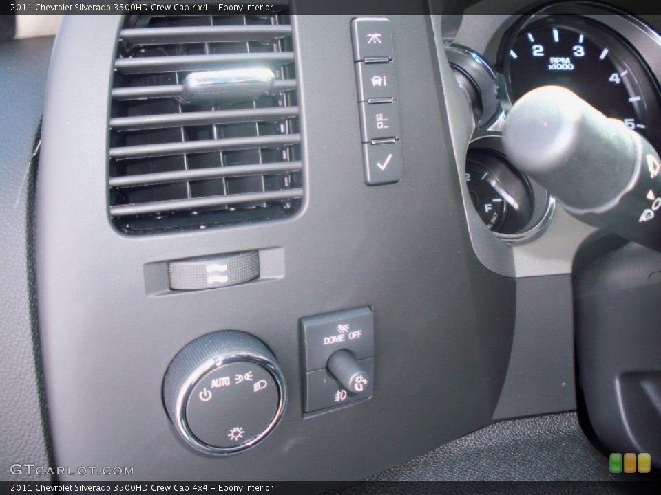 Ebony Interior Controls for the 2011 Chevrolet Silverado 3500HD Crew Cab 4x4 #53259040