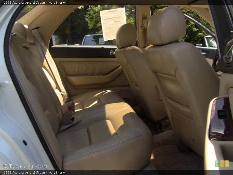 Ivory 1993 Acura Legend Interiors