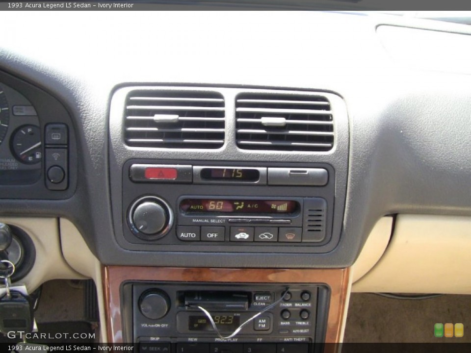 Ivory Interior Controls for the 1993 Acura Legend LS Sedan #53265985
