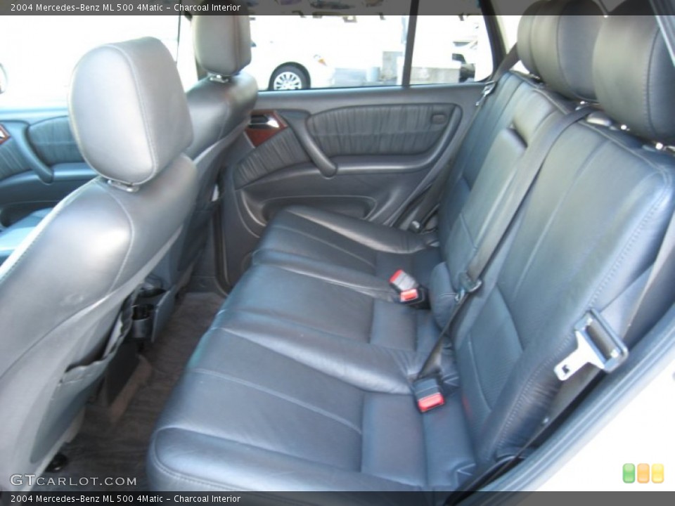 Charcoal Interior Photo for the 2004 Mercedes-Benz ML 500 4Matic #53266600