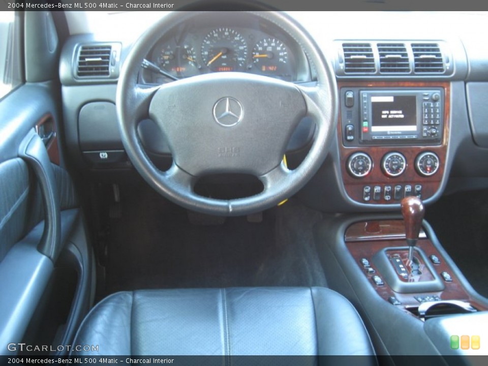 Charcoal Interior Dashboard for the 2004 Mercedes-Benz ML 500 4Matic #53266684