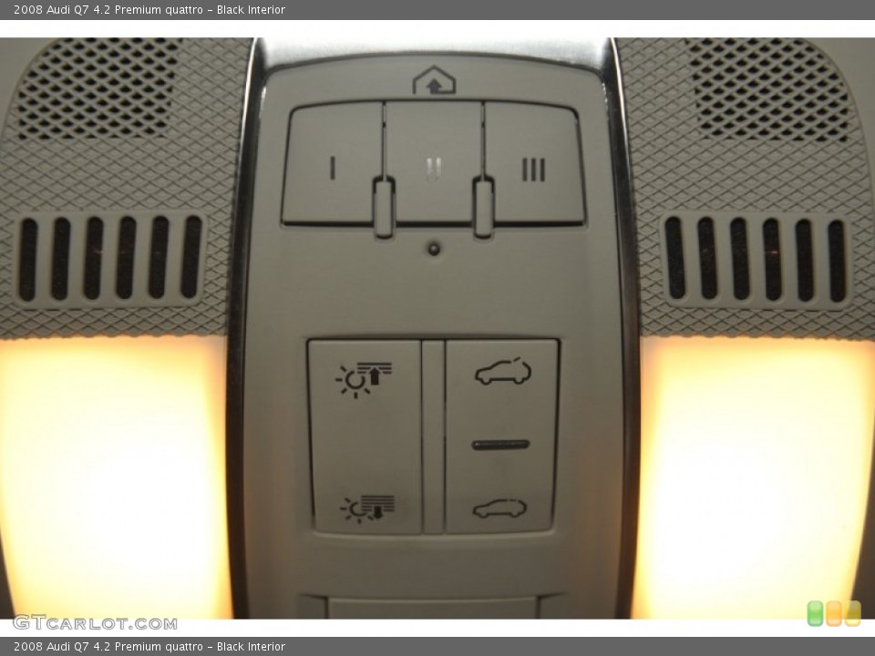 Black Interior Controls for the 2008 Audi Q7 4.2 Premium quattro #53269528