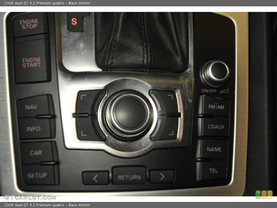 Black Interior Controls for the 2008 Audi Q7 4.2 Premium quattro #53269609