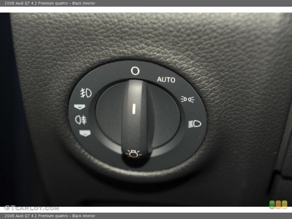 Black Interior Controls for the 2008 Audi Q7 4.2 Premium quattro #53269669