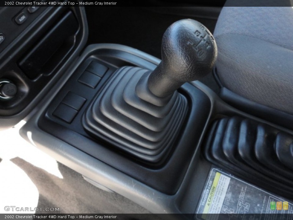 Medium Gray Interior Transmission for the 2002 Chevrolet Tracker 4WD Hard Top #53300367