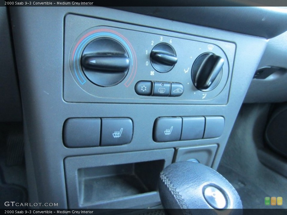 Medium Grey Interior Controls for the 2000 Saab 9-3 Convertible #53301567