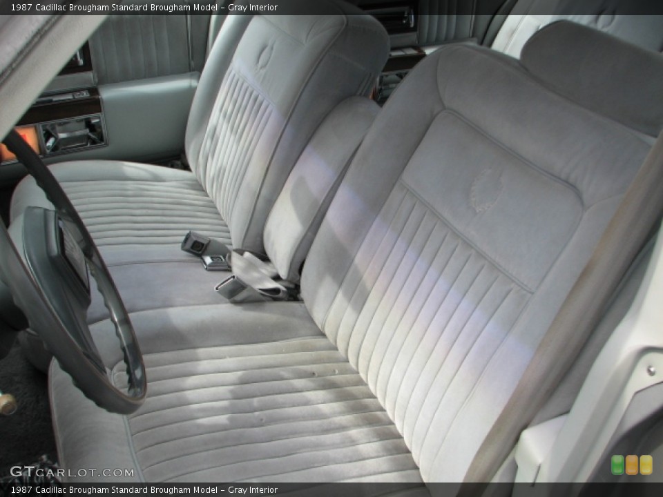 Gray Interior Photo for the 1987 Cadillac Brougham  #53301717