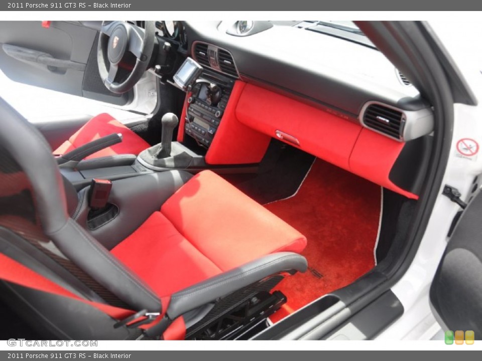Black Interior Photo for the 2011 Porsche 911 GT3 RS #53303670
