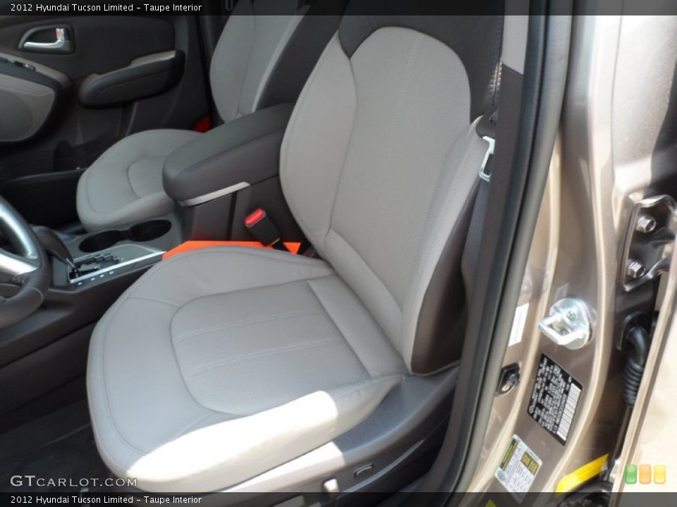 Taupe Interior Photo for the 2012 Hyundai Tucson Limited #53316585