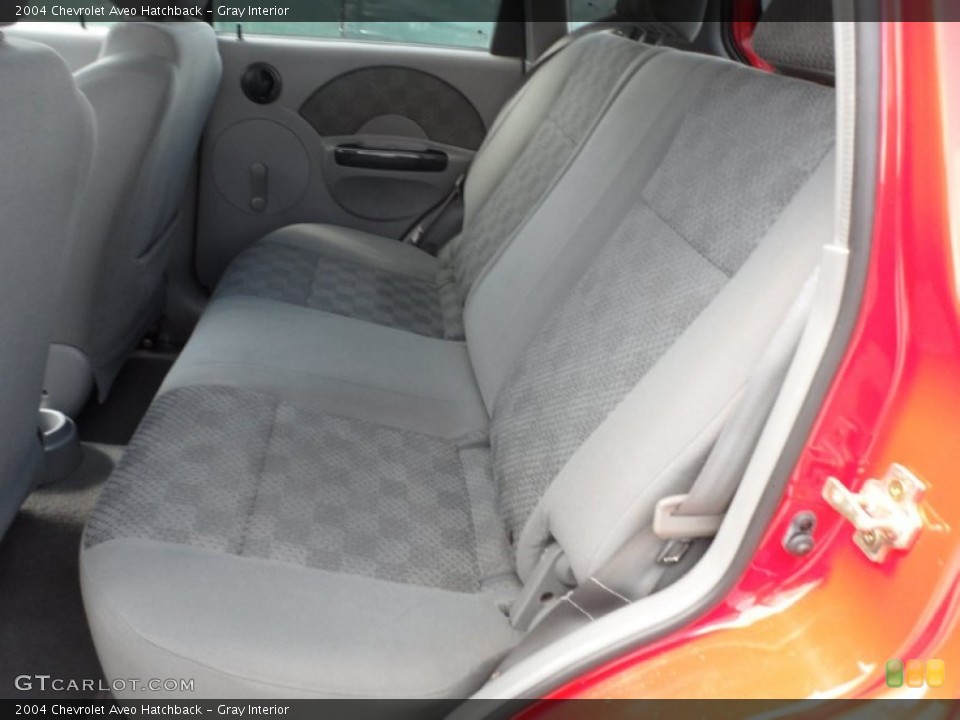 Gray Interior Photo for the 2004 Chevrolet Aveo Hatchback #53319360
