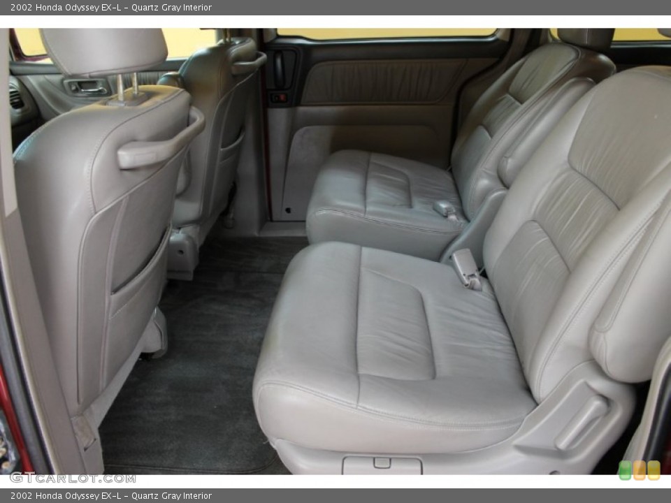 Quartz Gray Interior Photo for the 2002 Honda Odyssey EX-L #53329086