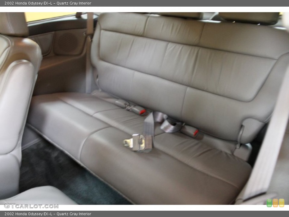 Quartz Gray Interior Photo for the 2002 Honda Odyssey EX-L #53329101