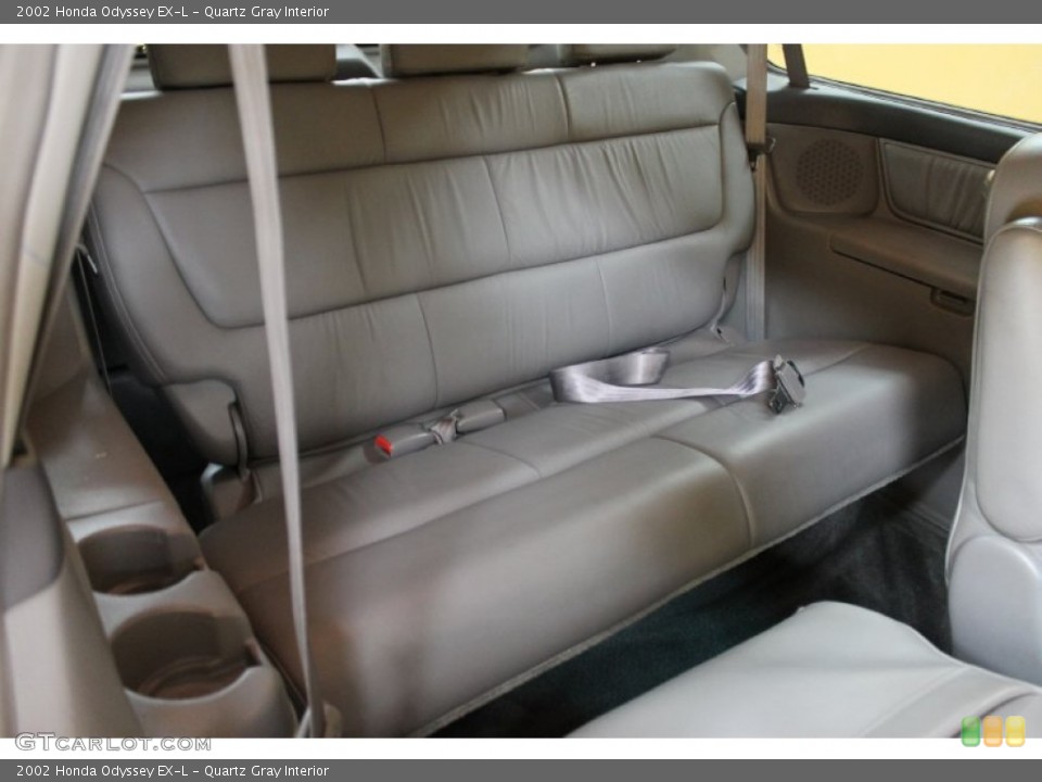 Quartz Gray Interior Photo for the 2002 Honda Odyssey EX-L #53329131