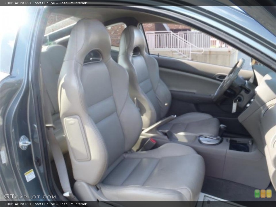 Titanium Interior Photo for the 2006 Acura RSX Sports Coupe #53330787