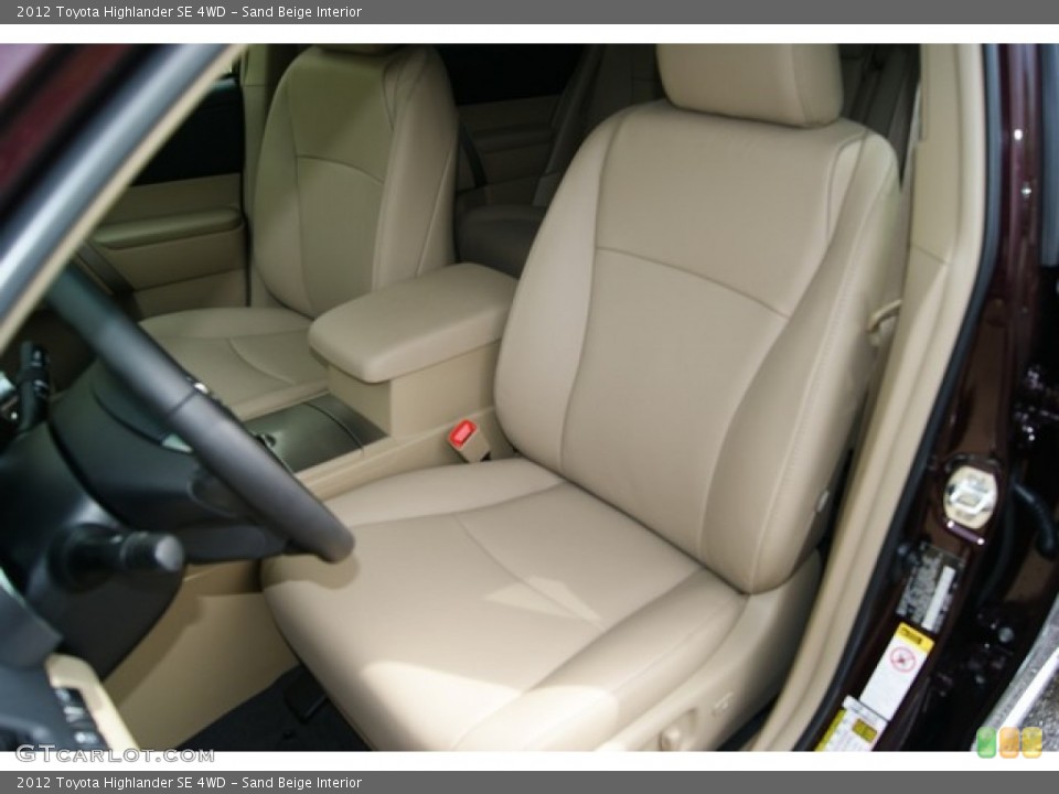 Sand Beige Interior Photo for the 2012 Toyota Highlander SE 4WD #53332929