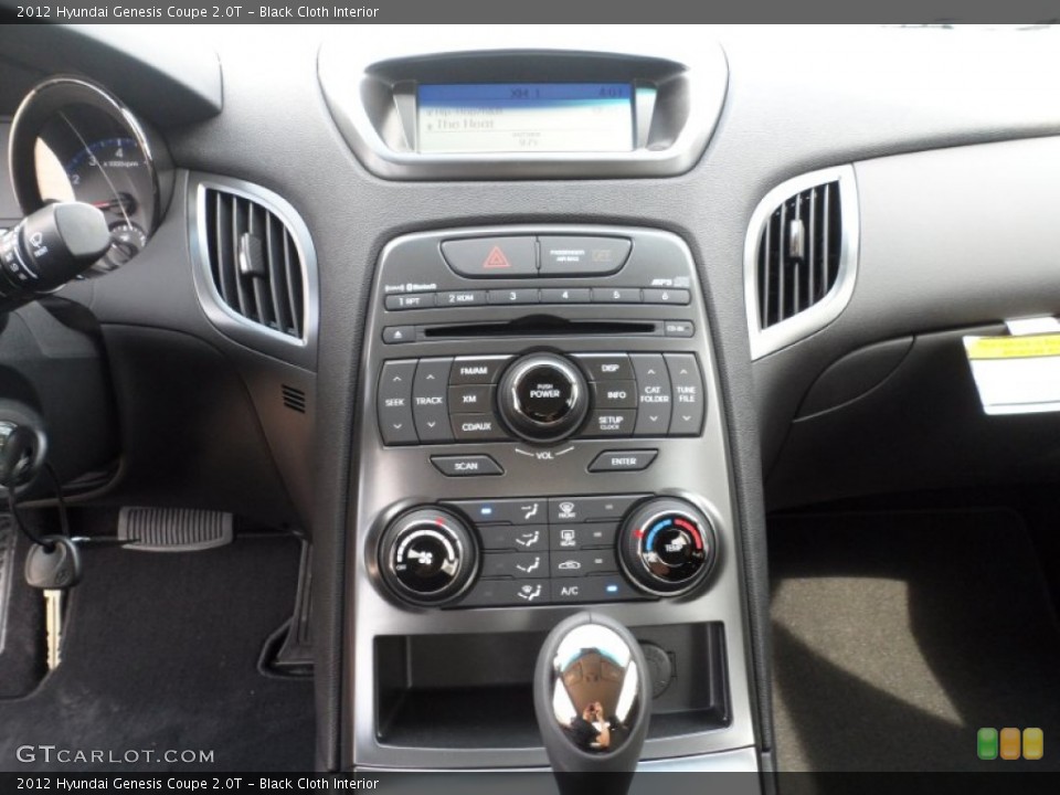 Black Cloth Interior Controls for the 2012 Hyundai Genesis Coupe 2.0T #53337664