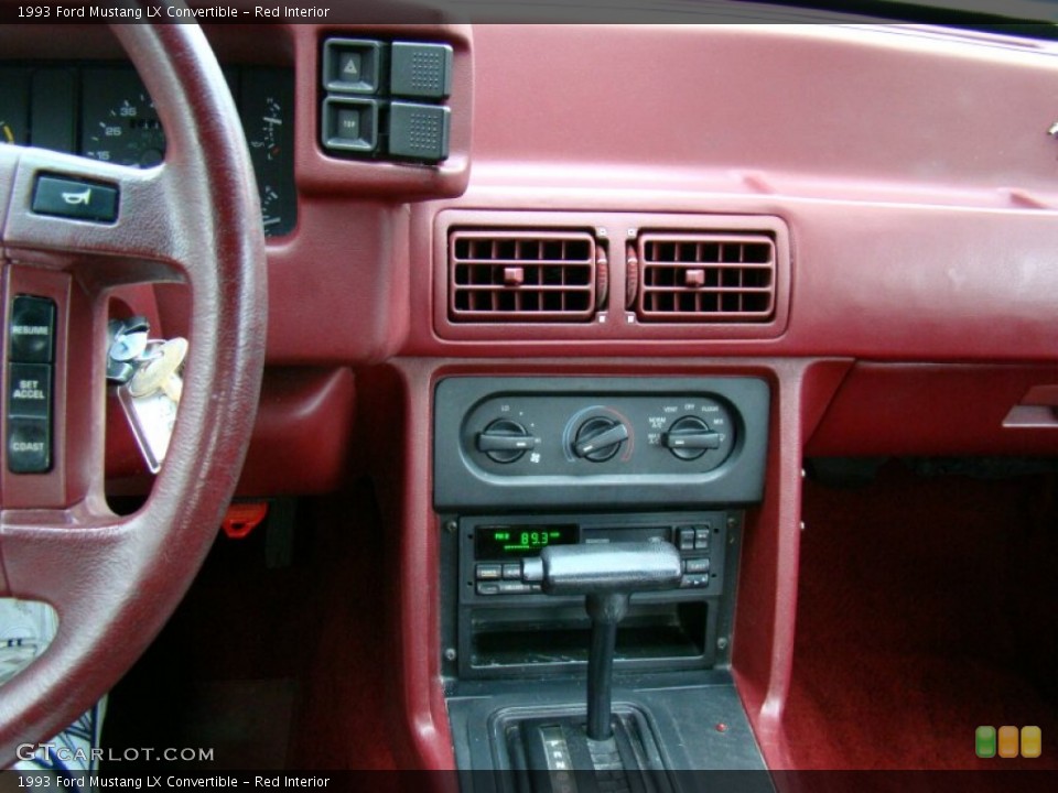 Red Interior Controls for the 1993 Ford Mustang LX Convertible #53346802