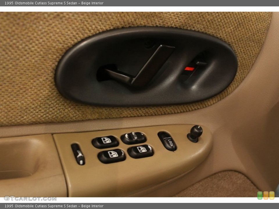 Beige Interior Controls for the 1995 Oldsmobile Cutlass Supreme S Sedan #53352922