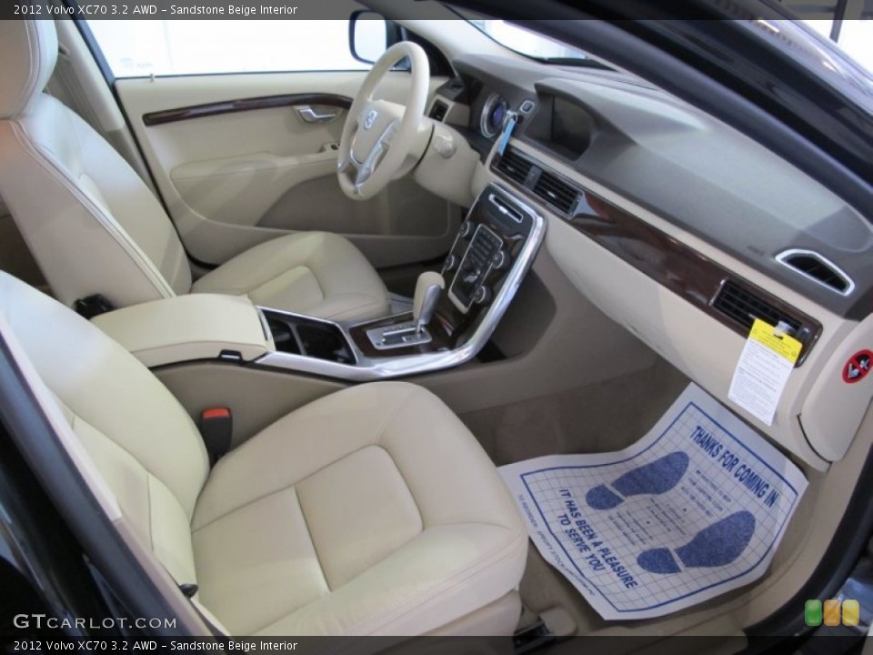 Sandstone Beige Interior Photo for the 2012 Volvo XC70 3.2 AWD #53367221