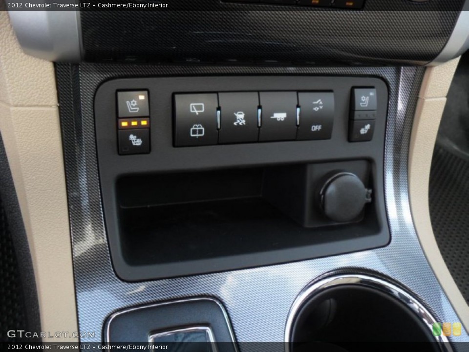 Cashmere/Ebony Interior Controls for the 2012 Chevrolet Traverse LTZ #53369153