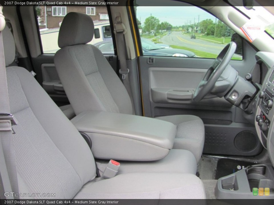 Medium Slate Gray Interior Photo for the 2007 Dodge Dakota SLT Quad Cab 4x4 #53369676