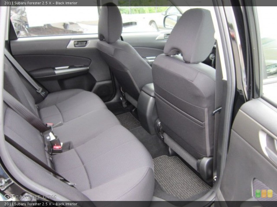 Black Interior Photo for the 2011 Subaru Forester 2.5 X #53372999