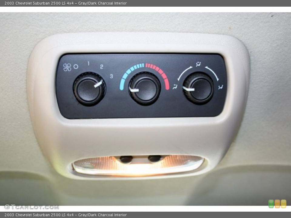 Gray/Dark Charcoal Interior Controls for the 2003 Chevrolet Suburban 2500 LS 4x4 #53375723