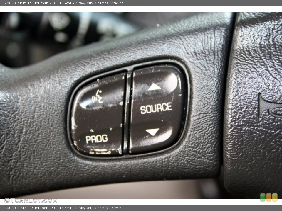 Gray/Dark Charcoal Interior Controls for the 2003 Chevrolet Suburban 2500 LS 4x4 #53376011