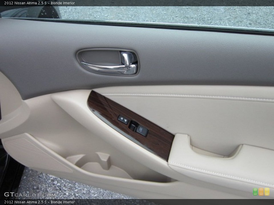 Blonde Interior Door Panel for the 2012 Nissan Altima 2.5 S #53377883