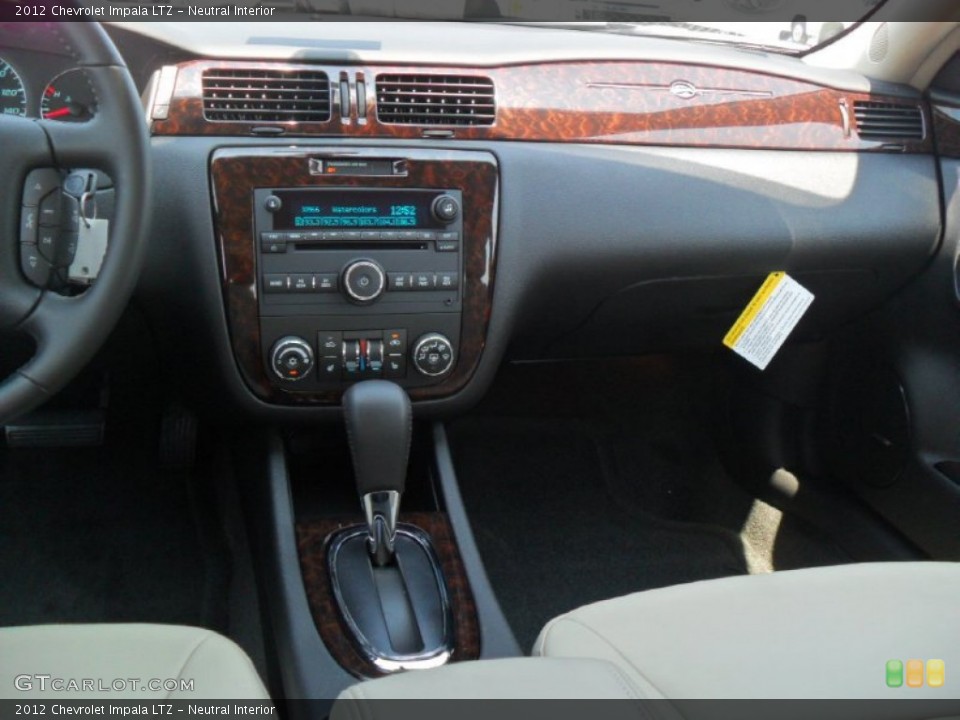 Neutral Interior Dashboard for the 2012 Chevrolet Impala LTZ #53383334