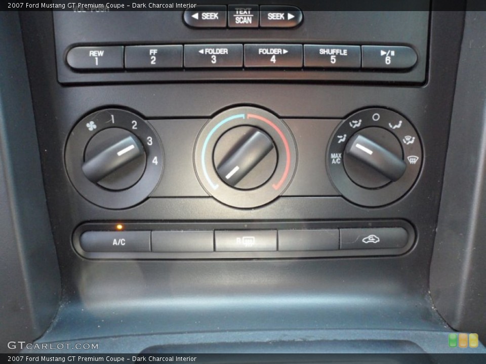 Dark Charcoal Interior Controls for the 2007 Ford Mustang GT Premium Coupe #53384492