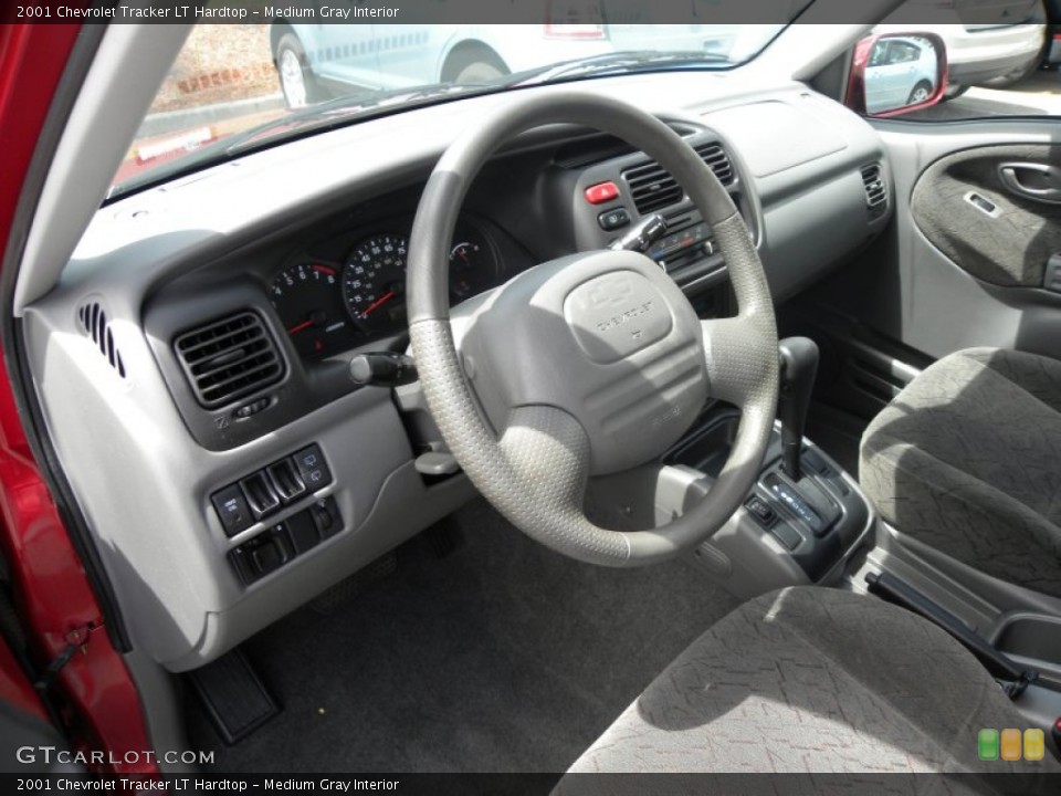 Medium Gray Interior Steering Wheel for the 2001 Chevrolet Tracker LT Hardtop #53389583