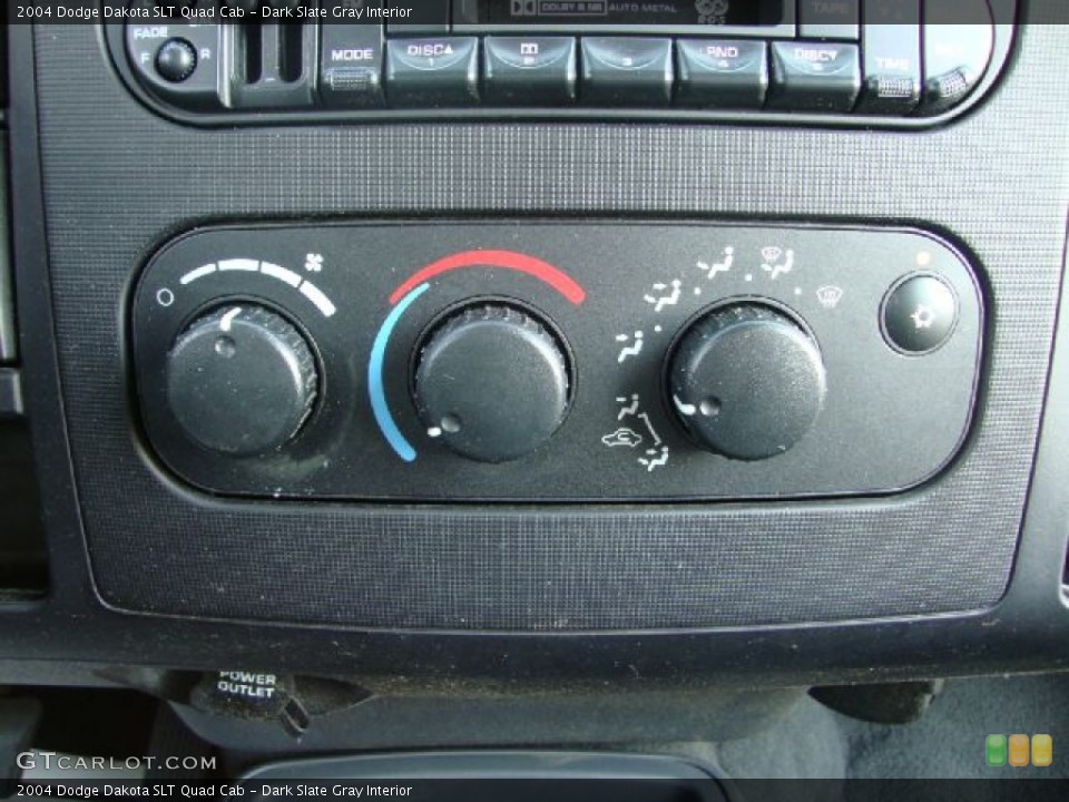 Dark Slate Gray Interior Controls for the 2004 Dodge Dakota SLT Quad Cab #53390063