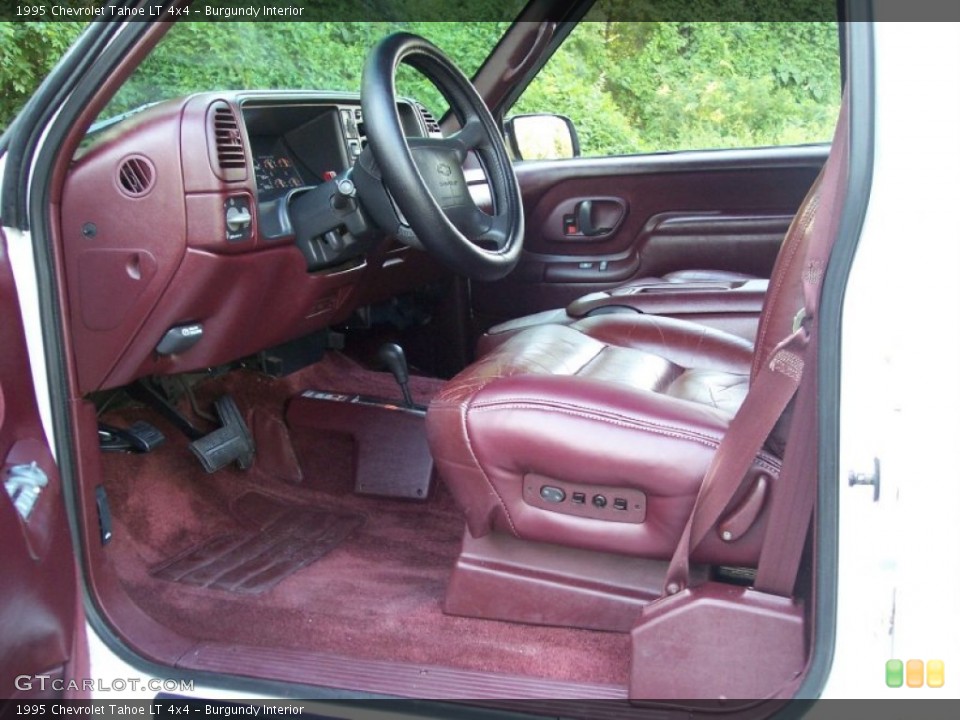 Burgundy Interior Photo for the 1995 Chevrolet Tahoe LT 4x4 #53393738